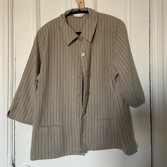 Stripes button down - Picture 1 of 1
